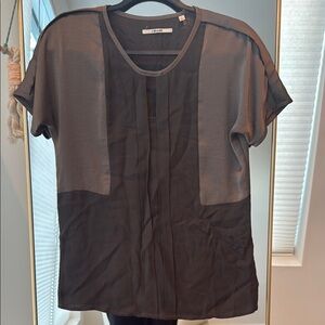 GUC J Brand Boxy Short Sleeve Blouse